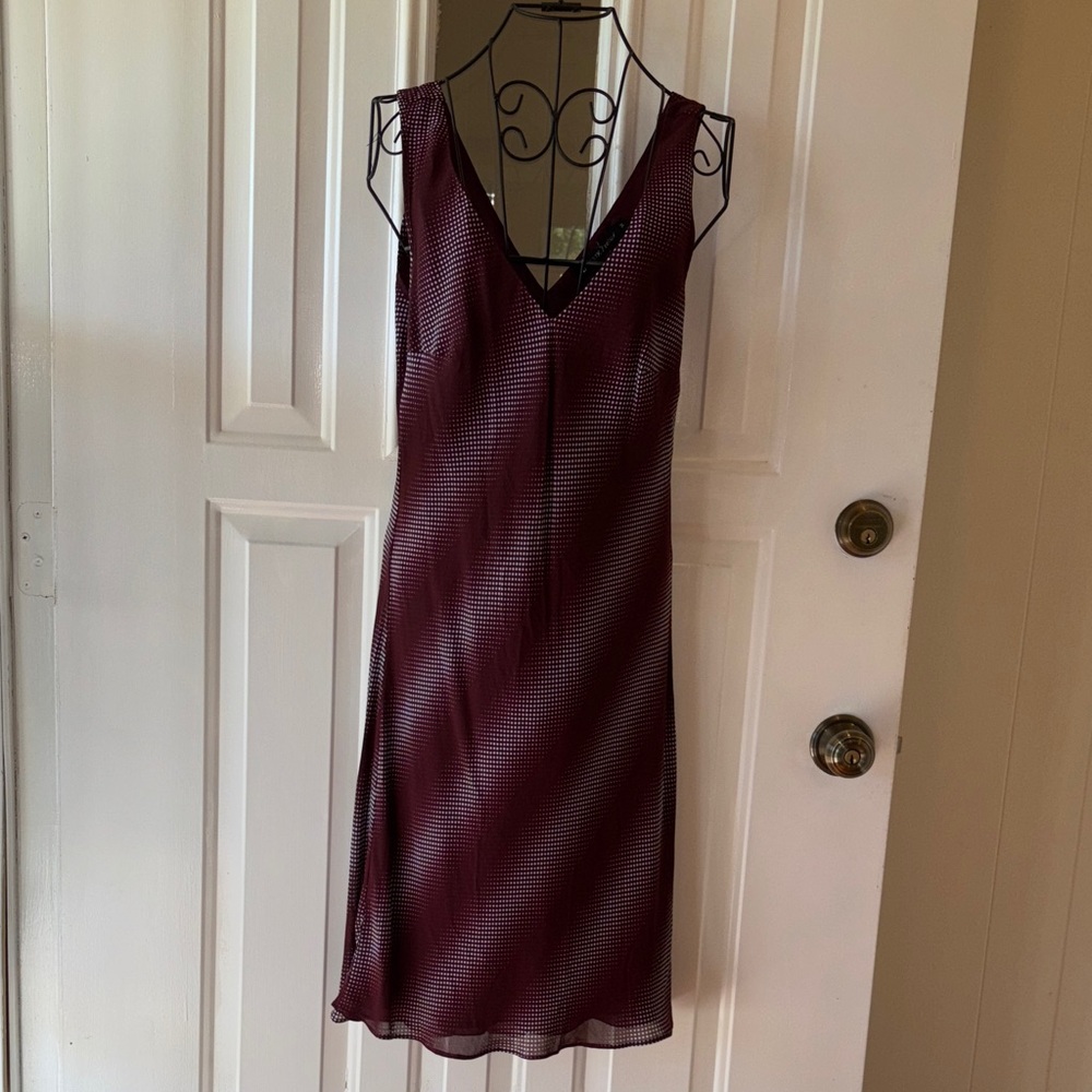 Jaloux Burgundy Sleeveless V-Neck Flowy Maxi Dress Size Medium